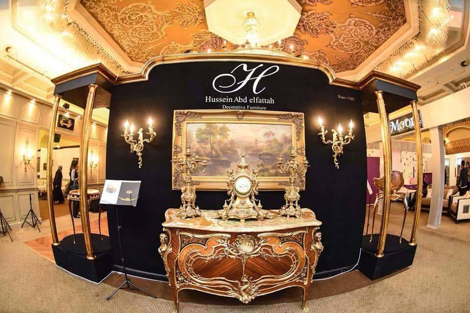 Exhibit Showcase